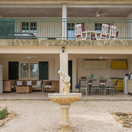 Villa Les Cigales Ouveillan Экстерьер фото